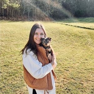 Meet your Posher, Hannah